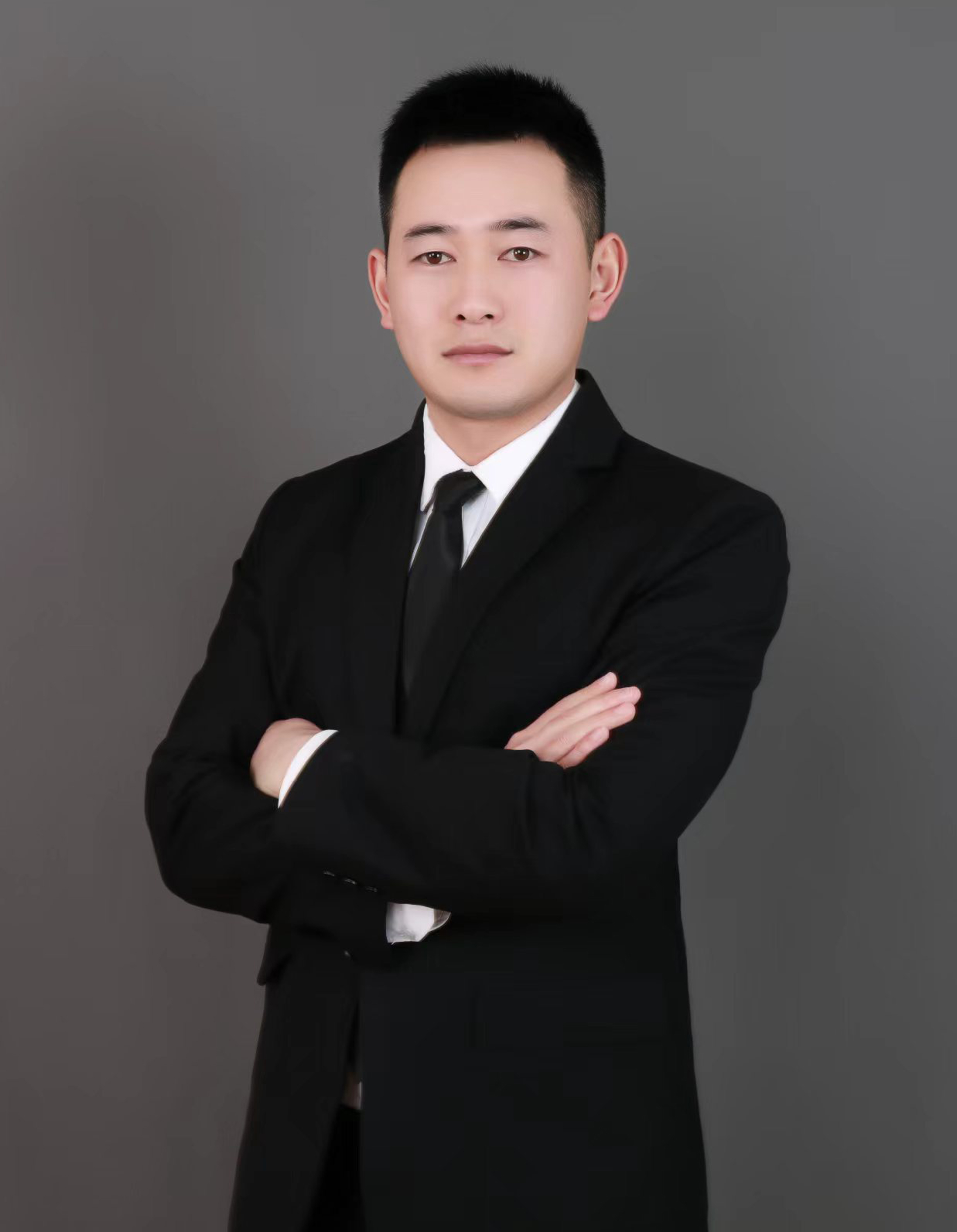 张琰